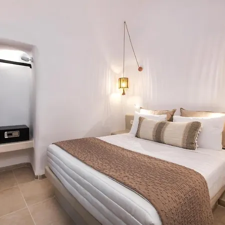 Aparthotel Hill Fira (Santorini)