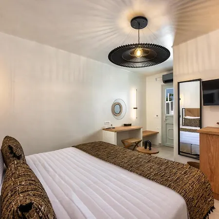 Hill 4* Fira (Santorini)