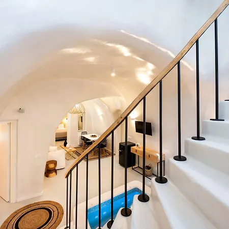 Hill Apartmanhotel 4*