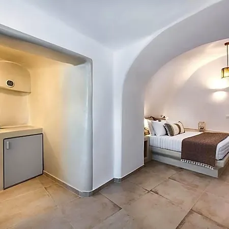 Aparthotel Hill 4*