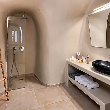 Hill 4* Fira (Santorini)