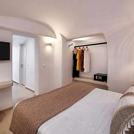 Hill 4* Fira (Santorini)