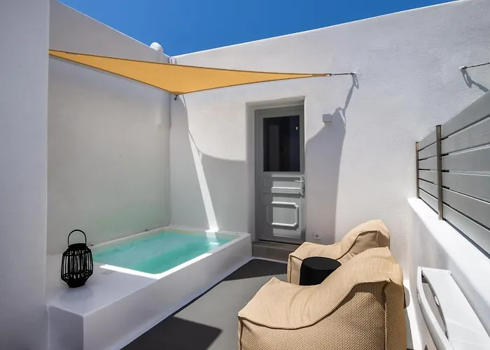 Hill 4* Fira (Santorini)